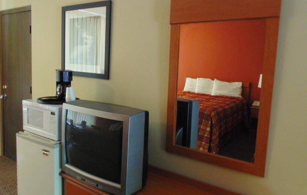 Terrace Inn On The Water ガトリンバーグ 部屋 写真